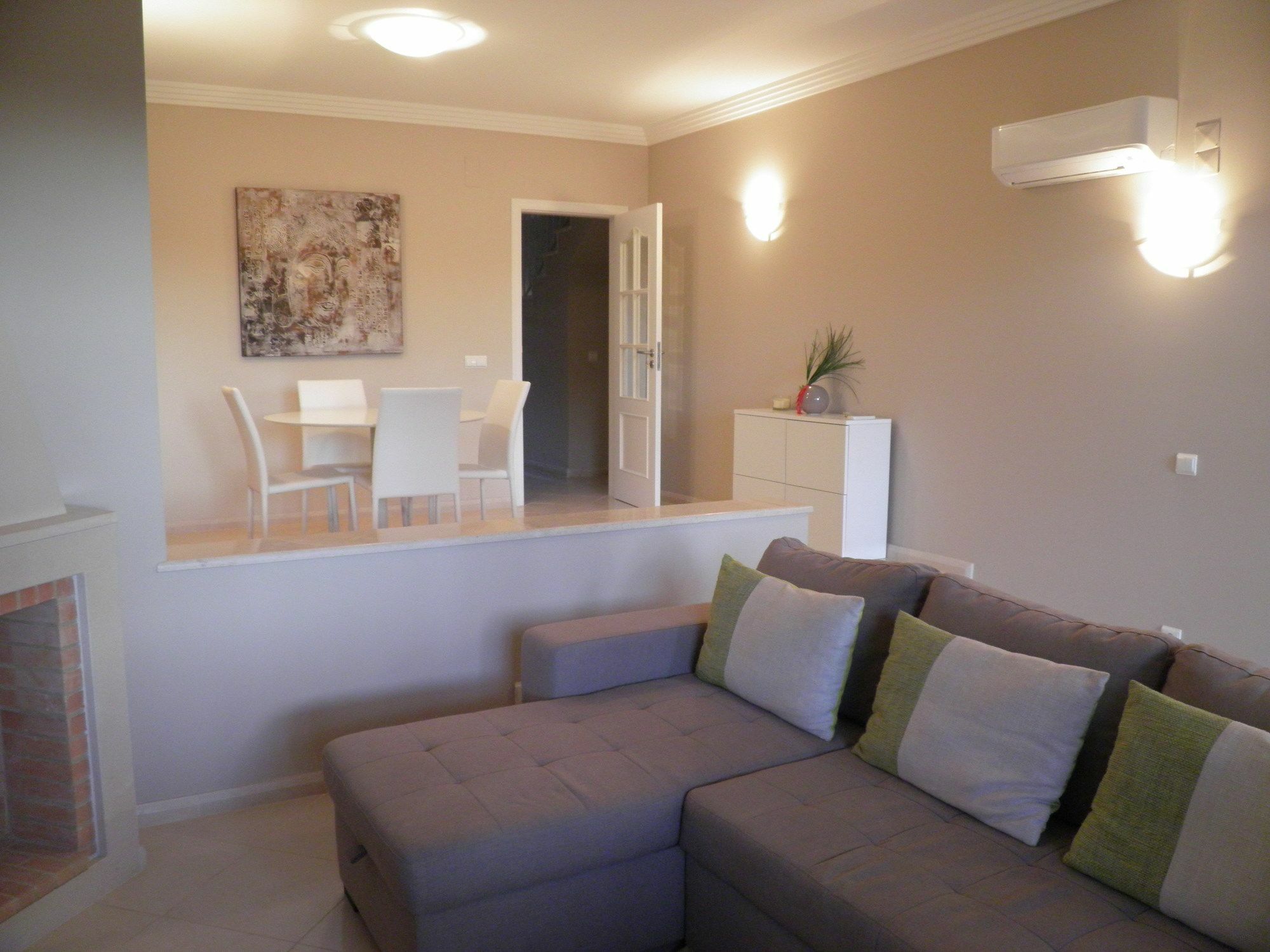 Roofed Villa In Albufeira With Private Swimming Pool Olhos de Agua  Bagian luar foto